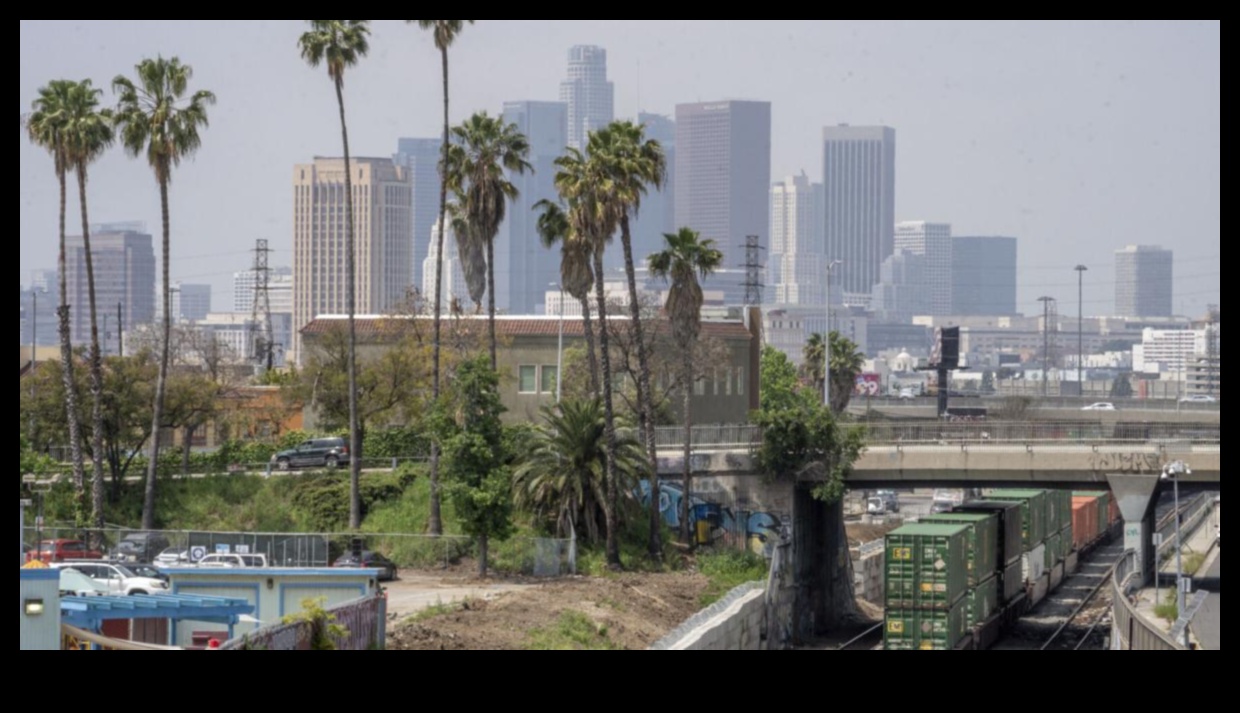 Cityscape Cargo Chronicles Ακούστε από τους οδηγούς που κρατούν τις πόλεις μας σε κίνηση 2 Cityscape Cargo Chronicles: Personal Stories from Urban Commercial Drivers