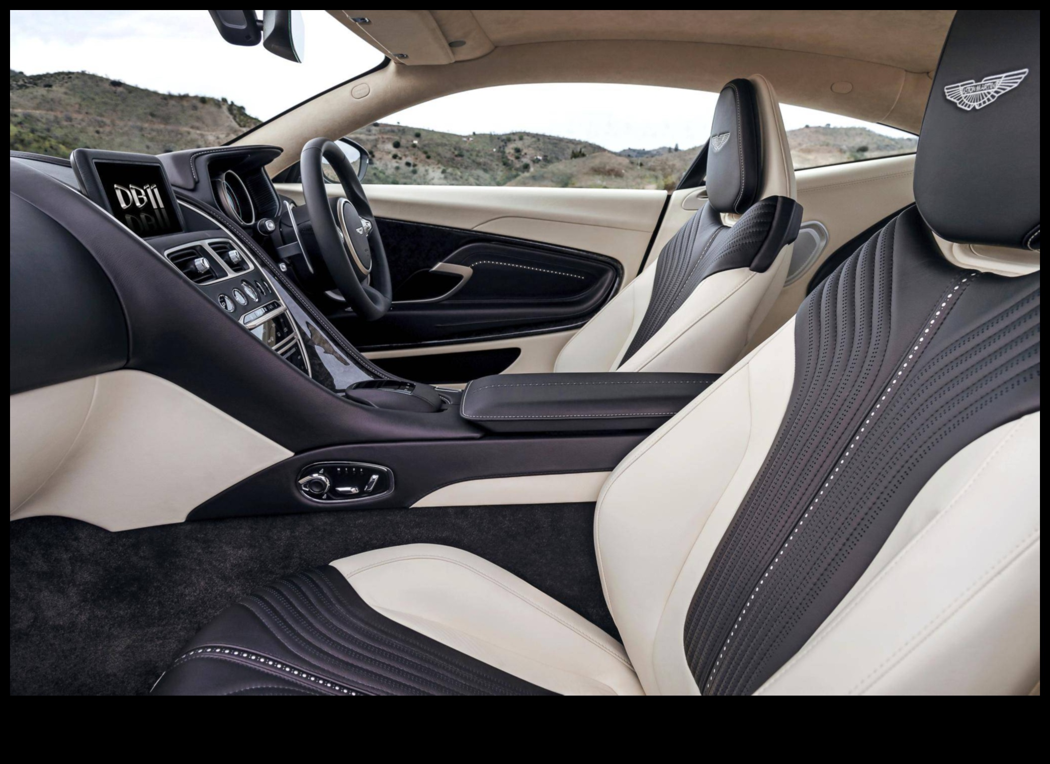 Cruising in Comfort: The Supptuous Interiors of Luxury Automobiles