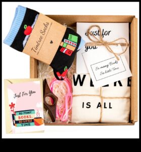Heartwarming Reads: Literary Gifts for Book-Loving Valentines