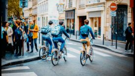 Πώς η ποδηλασία μεταμορφώνει την κοινωνία 4 Bike Revolution: Shaping Social Change μέσω της Ποδηλασίας